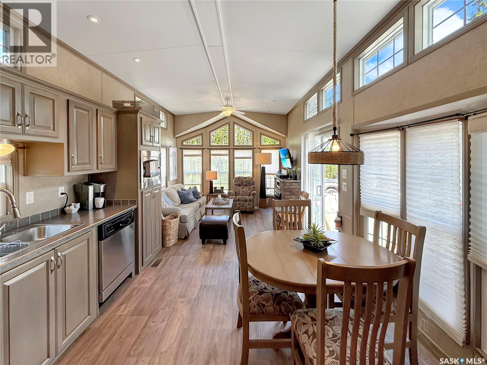125 Cardinal CRESCENT - photo 4