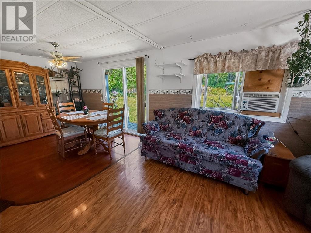 151 Graham Road - 13