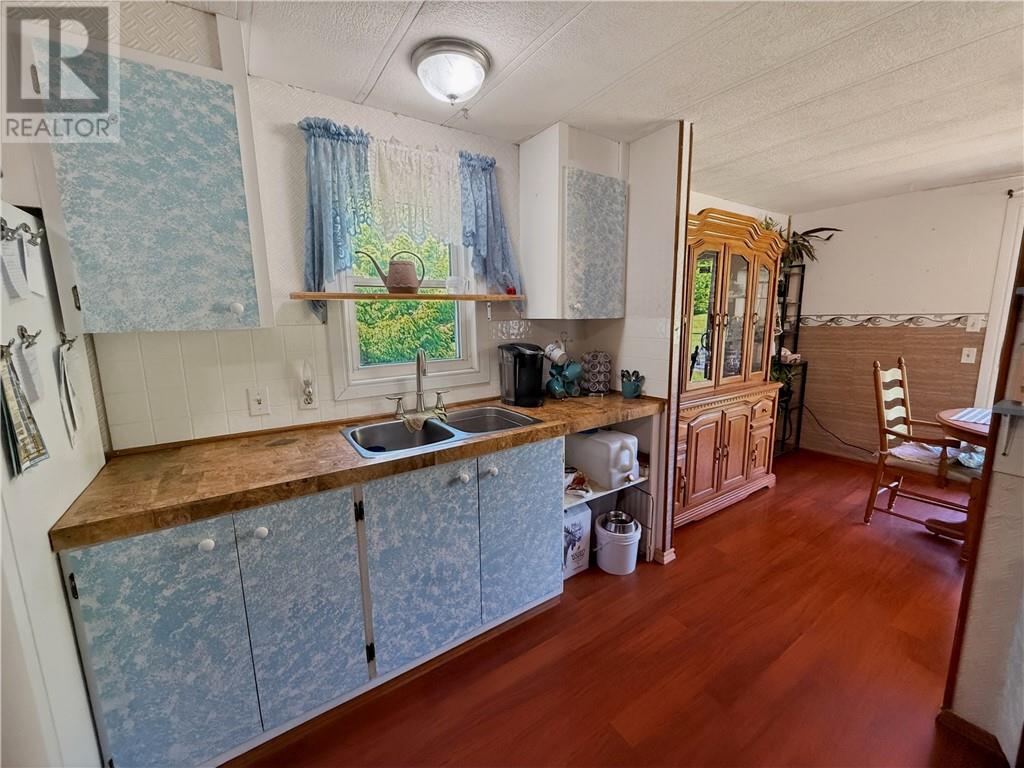 151 Graham Road - 20