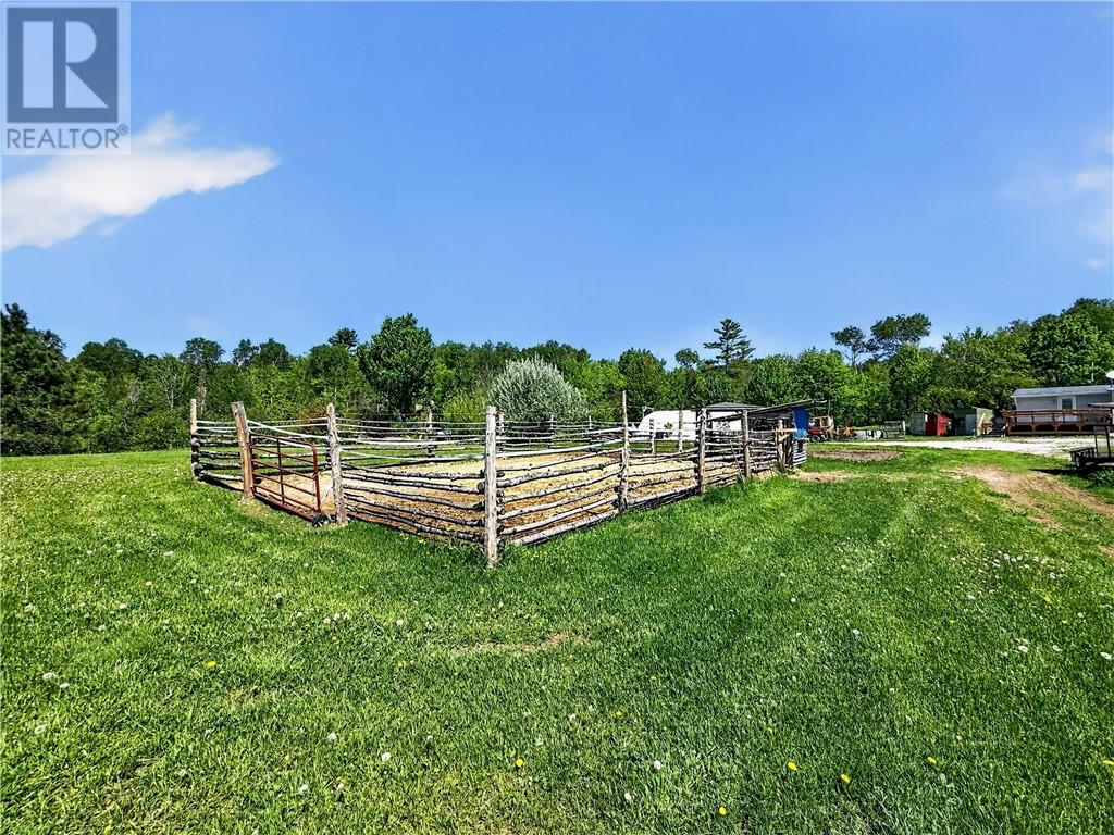 151 Graham Road - 38