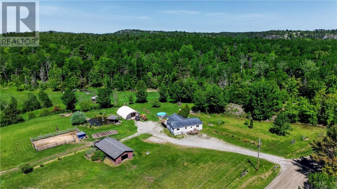 151 Graham Road - 46