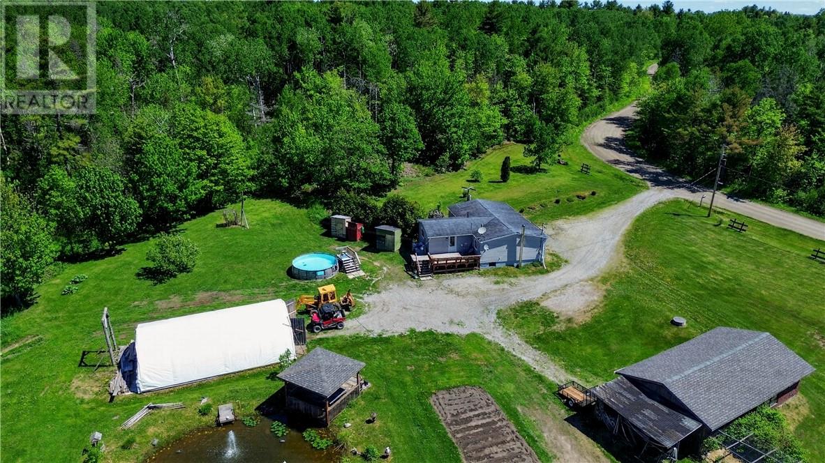 151 Graham Road - 51