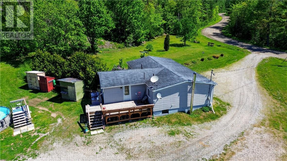 151 Graham Road - 52