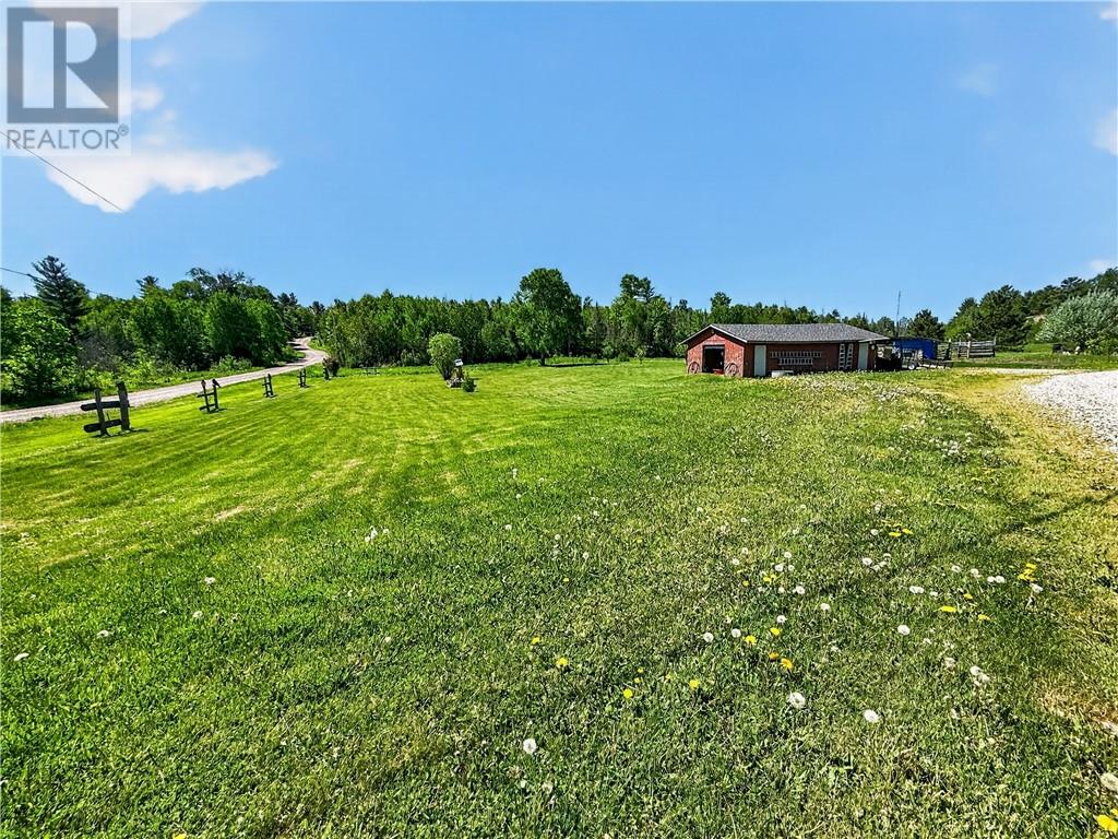 151 Graham Road - 62