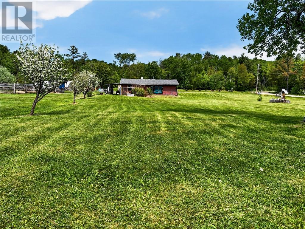 151 Graham Road - 70