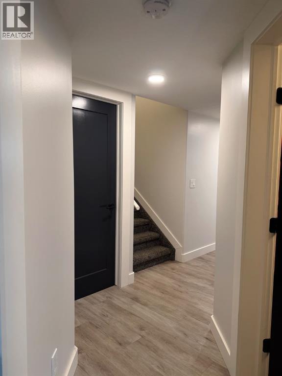8817 60 Avenue — photo 28