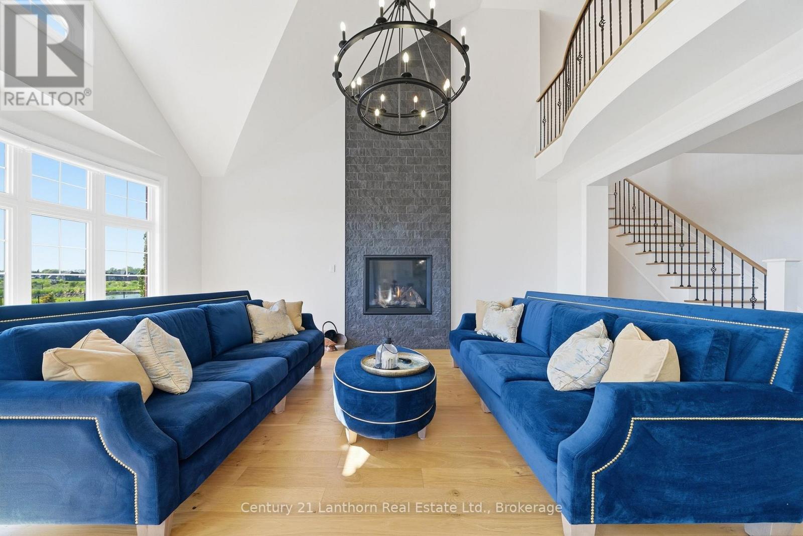 14 WELLERS WAY - 18