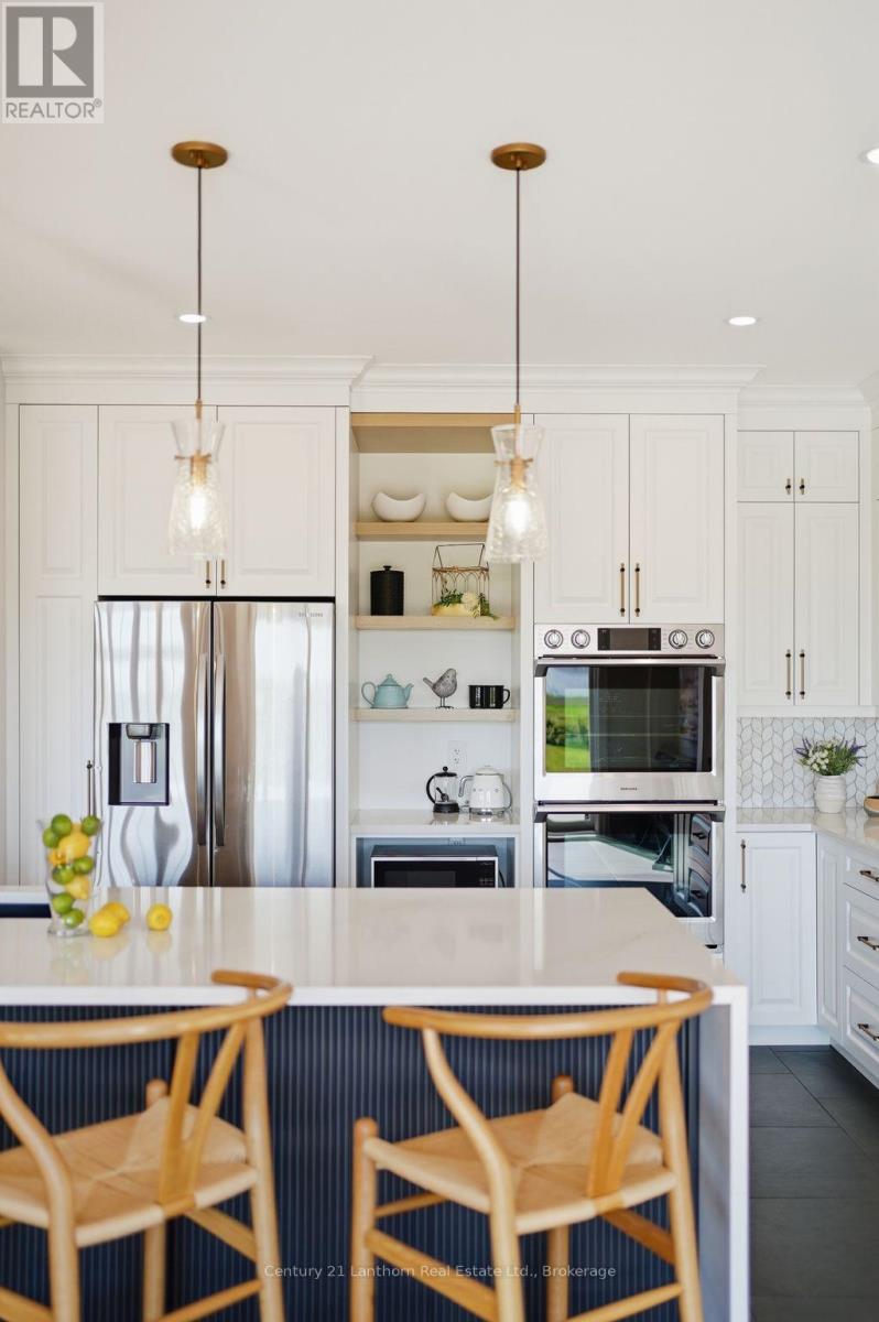 14 WELLERS WAY - 24
