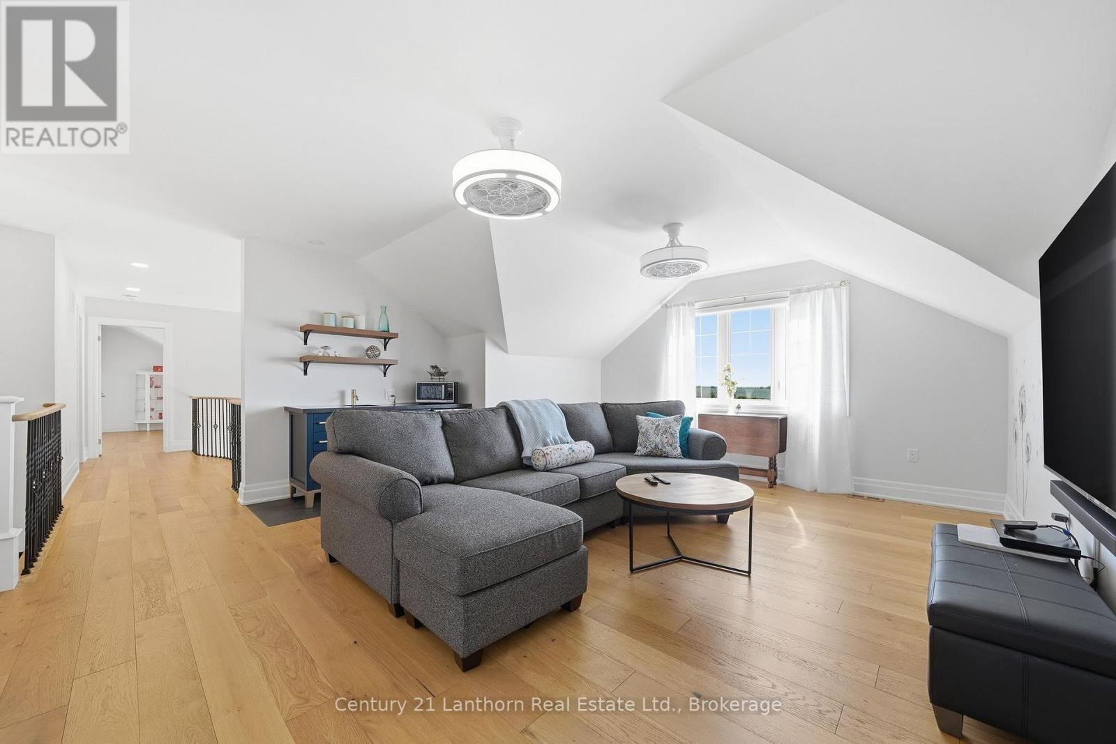 14 WELLERS WAY - 33