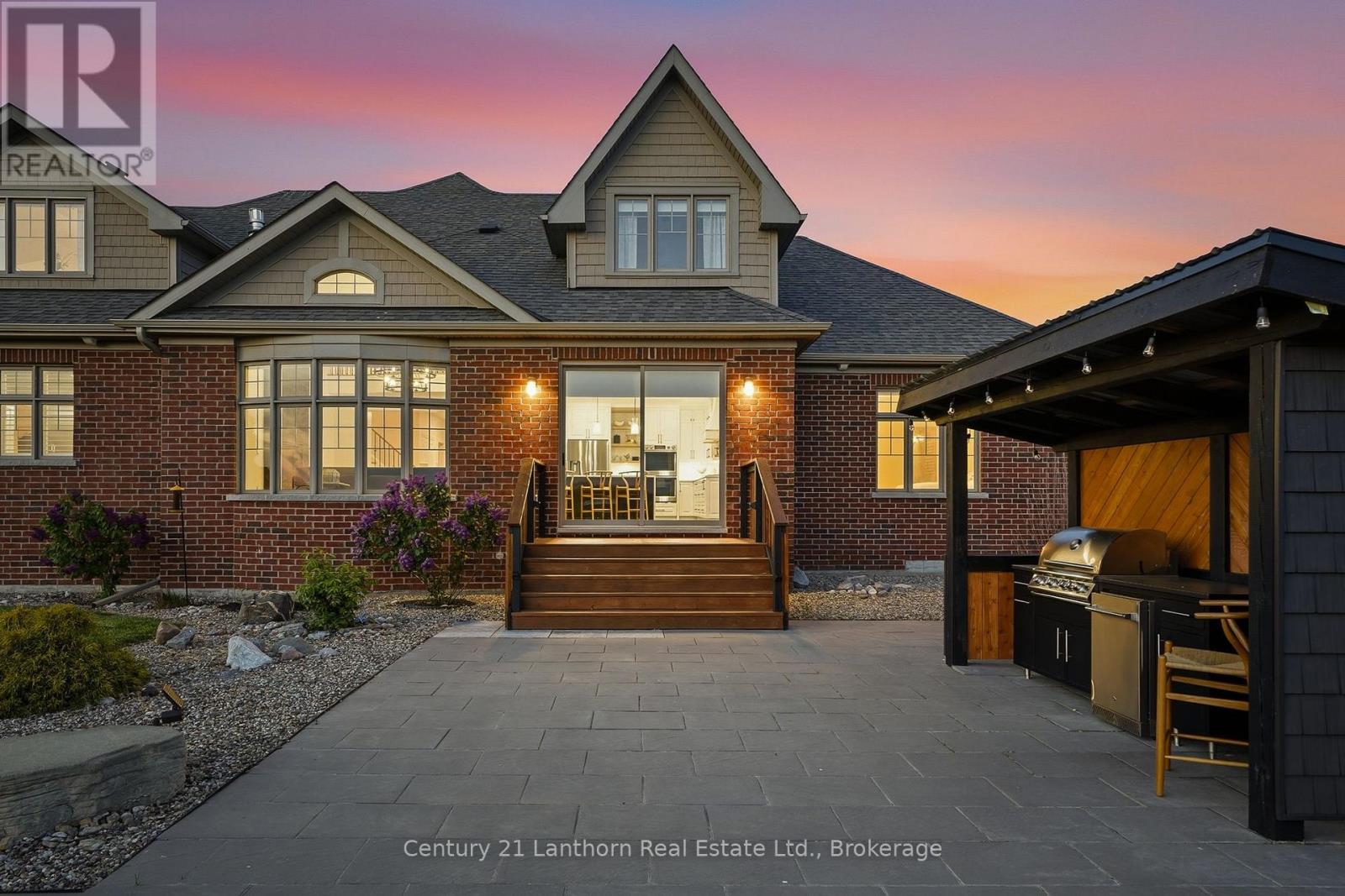 14 WELLERS WAY - 48