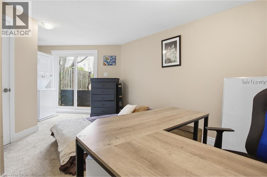 #46 60 ELMSDALE Drive - 11