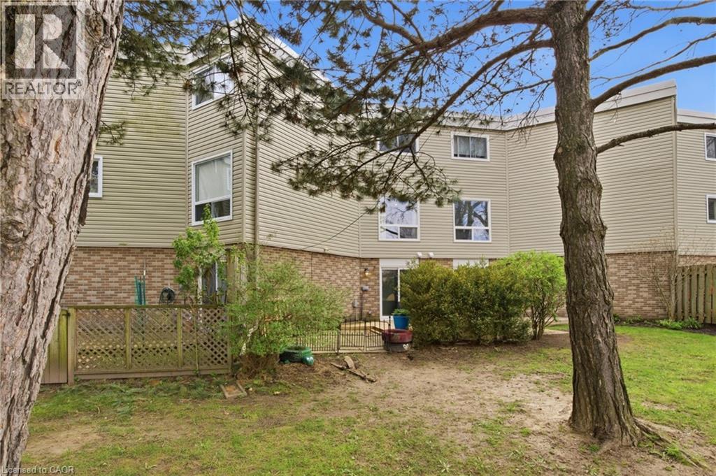 #46 60 ELMSDALE Drive - 37