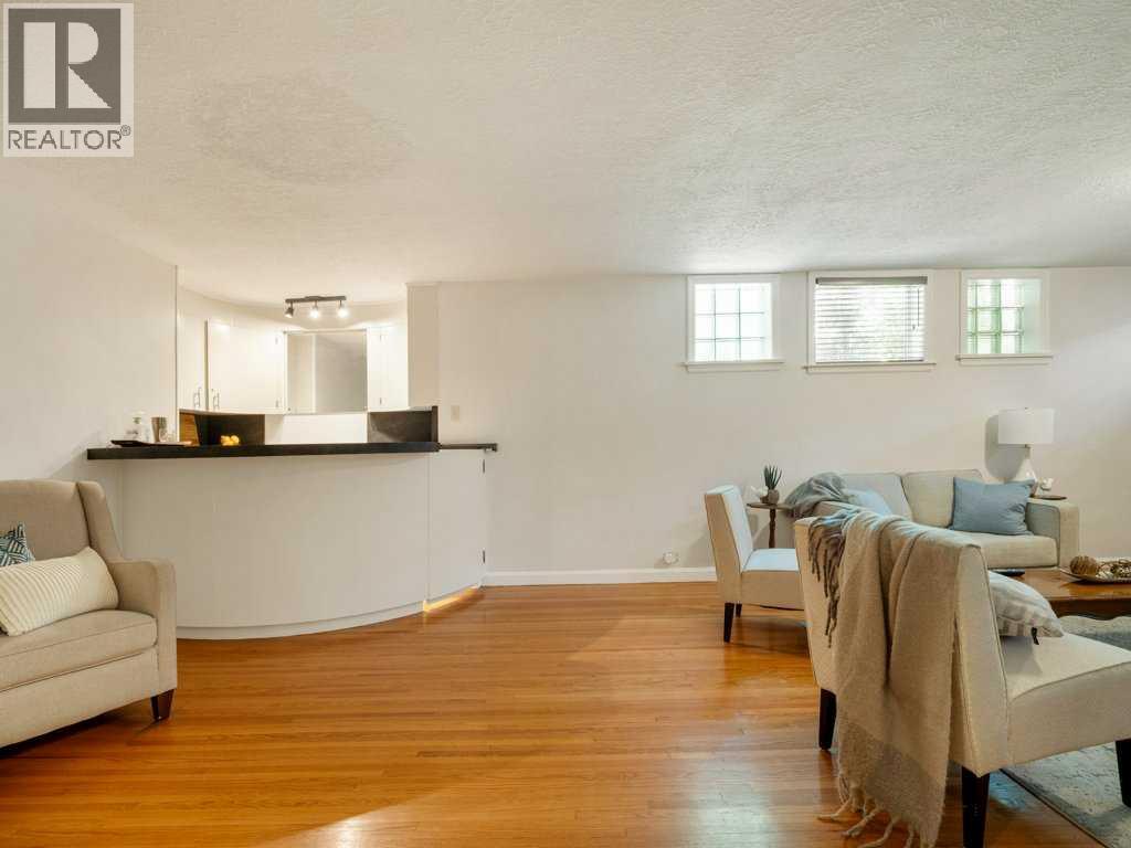 1118 14 Street S — photo 28
