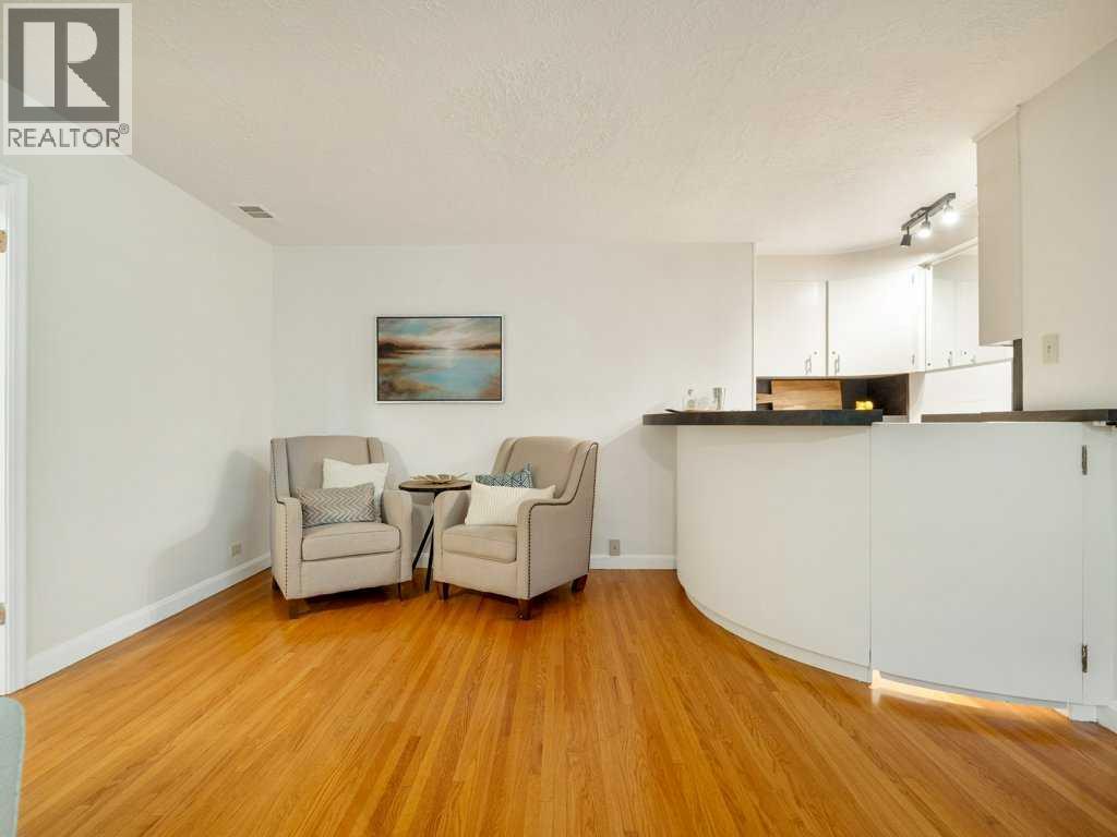 1118 14 Street S — photo 29