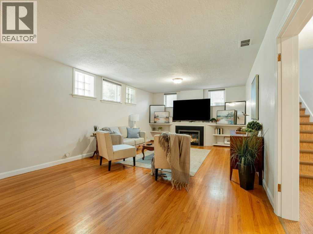 1118 14 Street S — photo 30