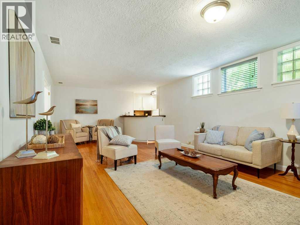 1118 14 Street S — photo 32