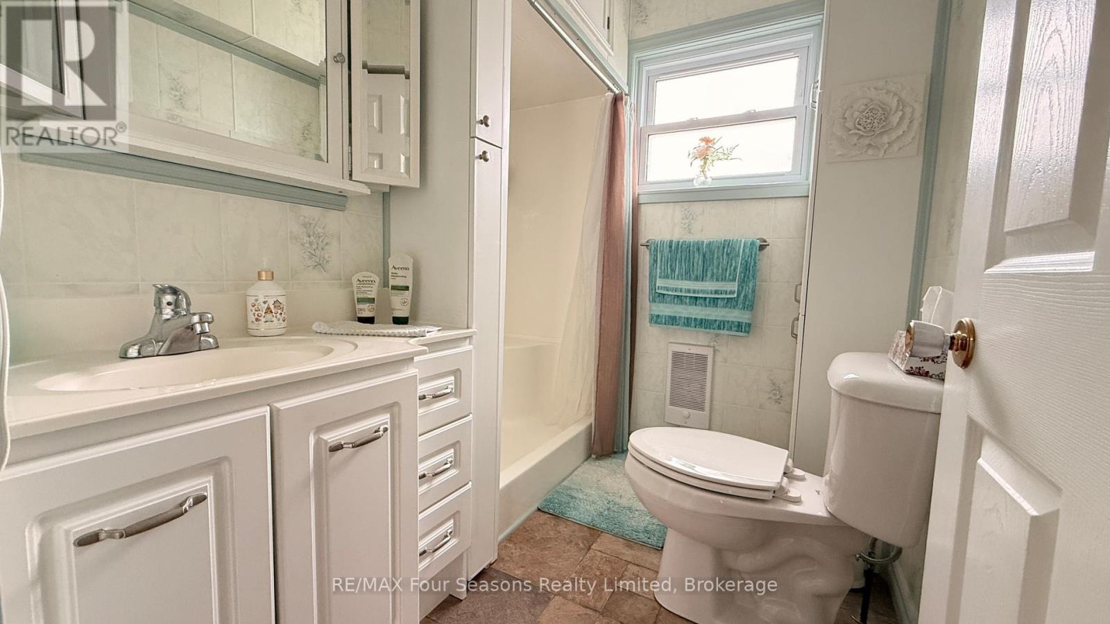 #50 303 WATERLOO STREET - 21