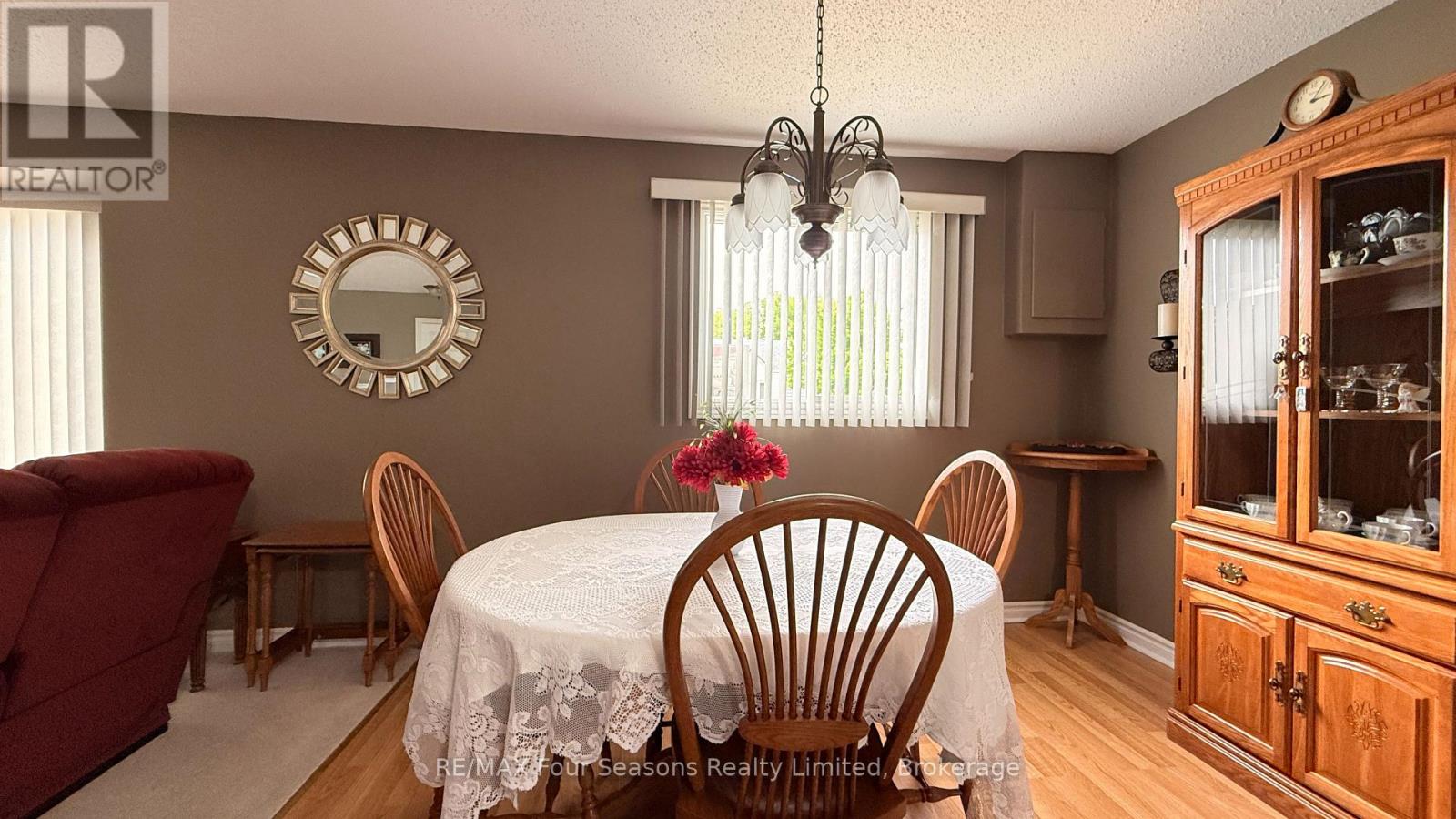#50 303 WATERLOO STREET - 9
