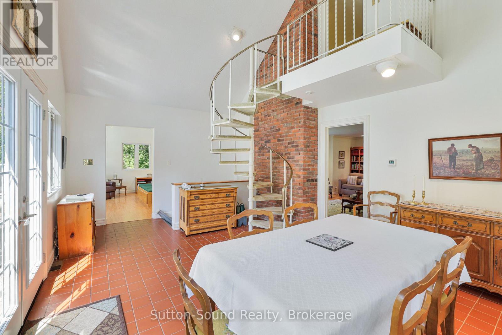 419 SECOND AVENUE N - 10