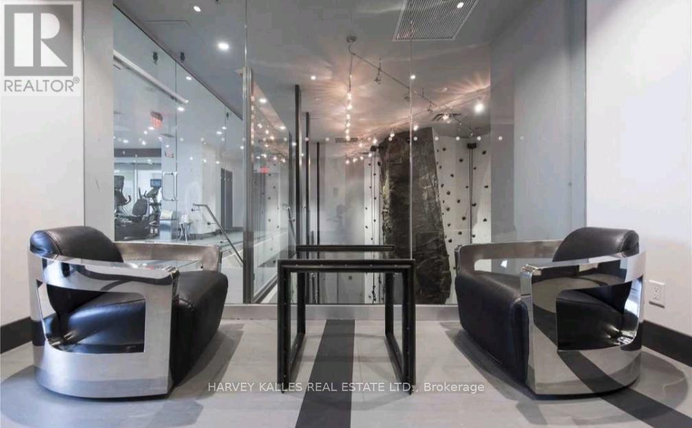 #741 1830 BLOOR STREET W - 19