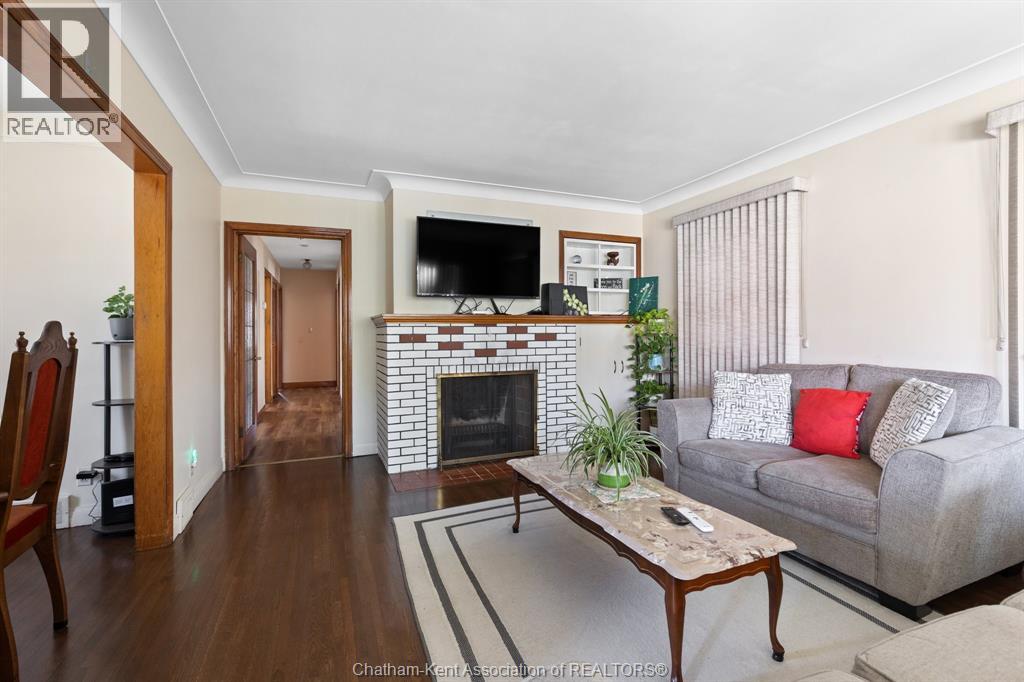 1402 Elsmere AVENUE - 11