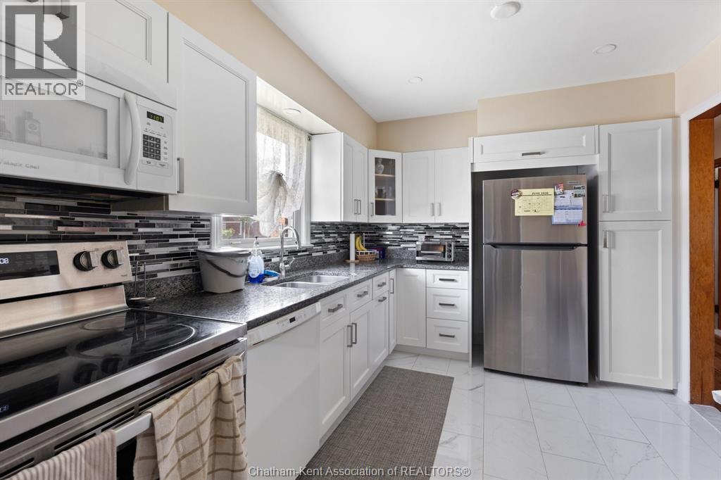 1402 Elsmere AVENUE - 16