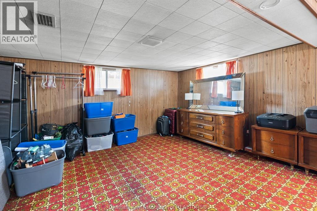 1402 Elsmere AVENUE - 23