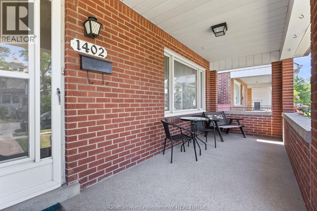 1402 Elsmere AVENUE - 9