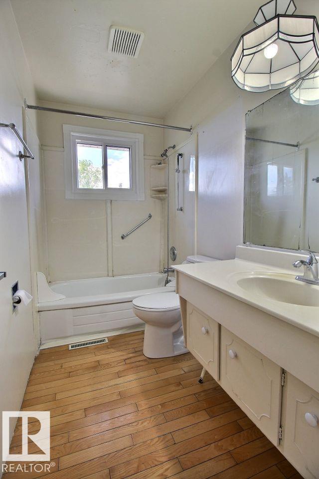 10803 40 AV NW — photo 18