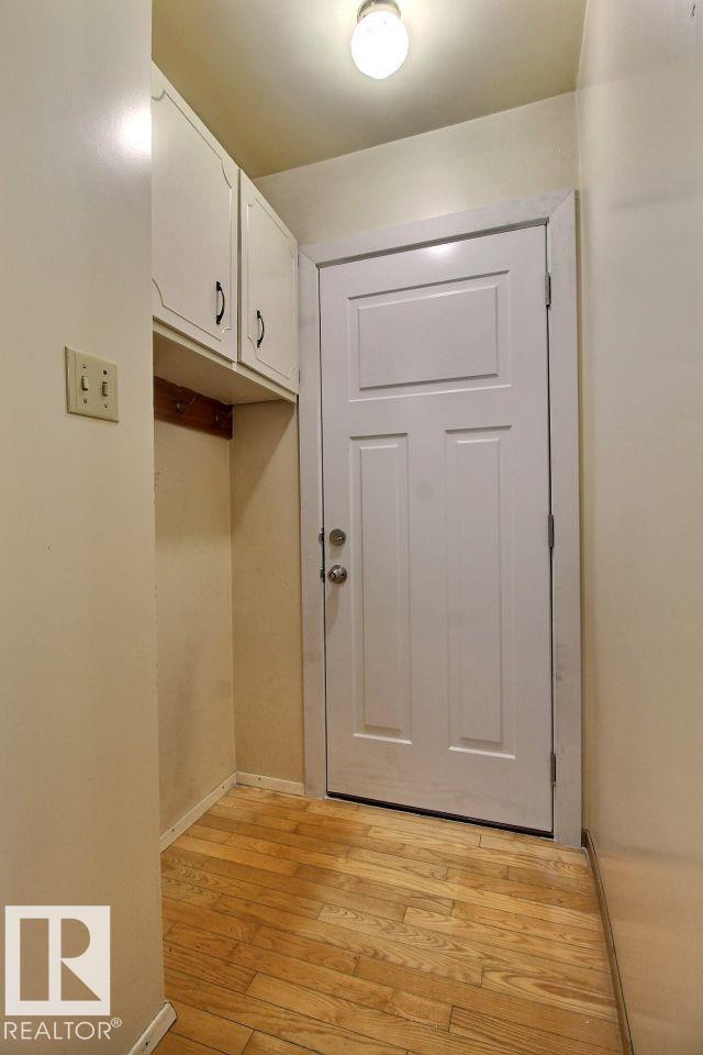 10803 40 AV NW — photo 19