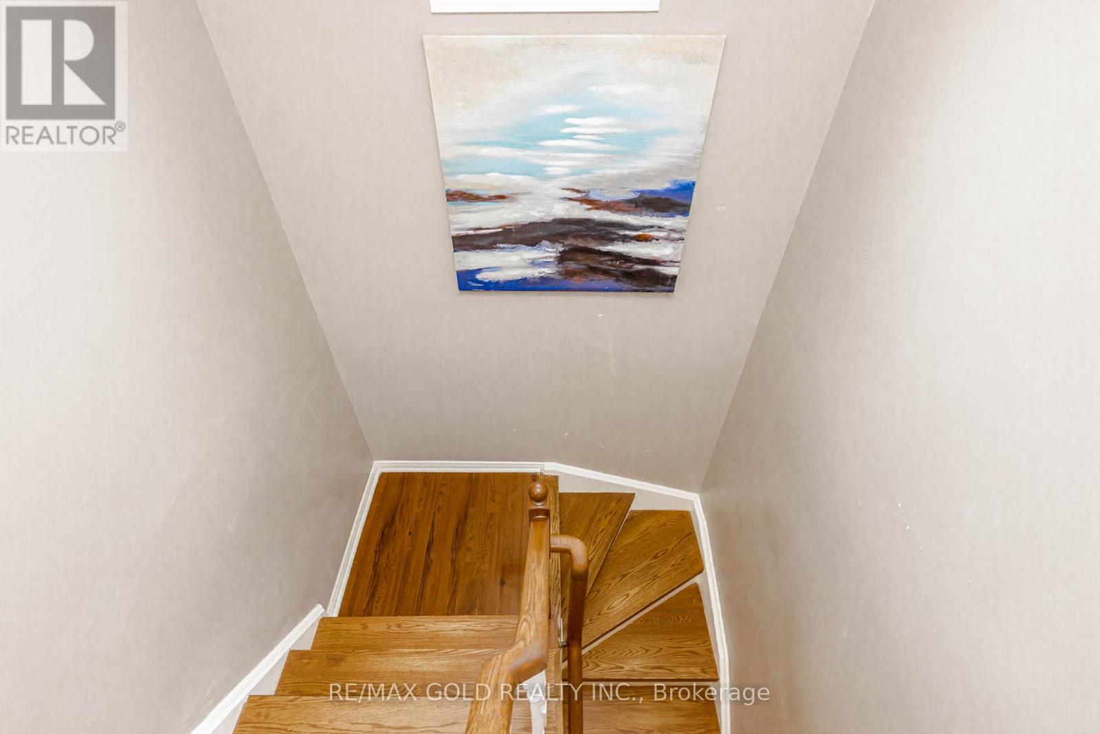 34 WHITE TAIL CRESCENT - 14