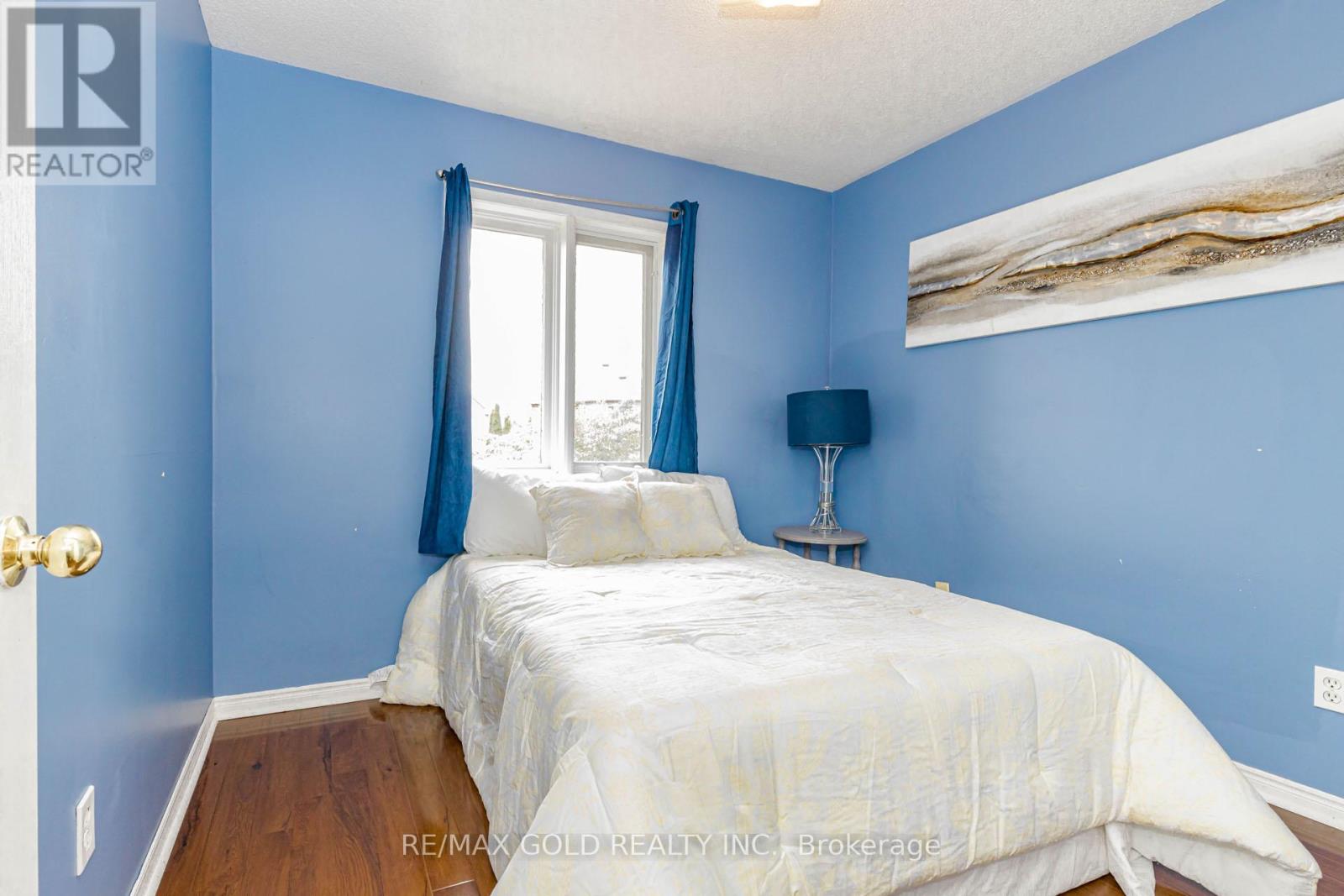 34 WHITE TAIL CRESCENT - 18