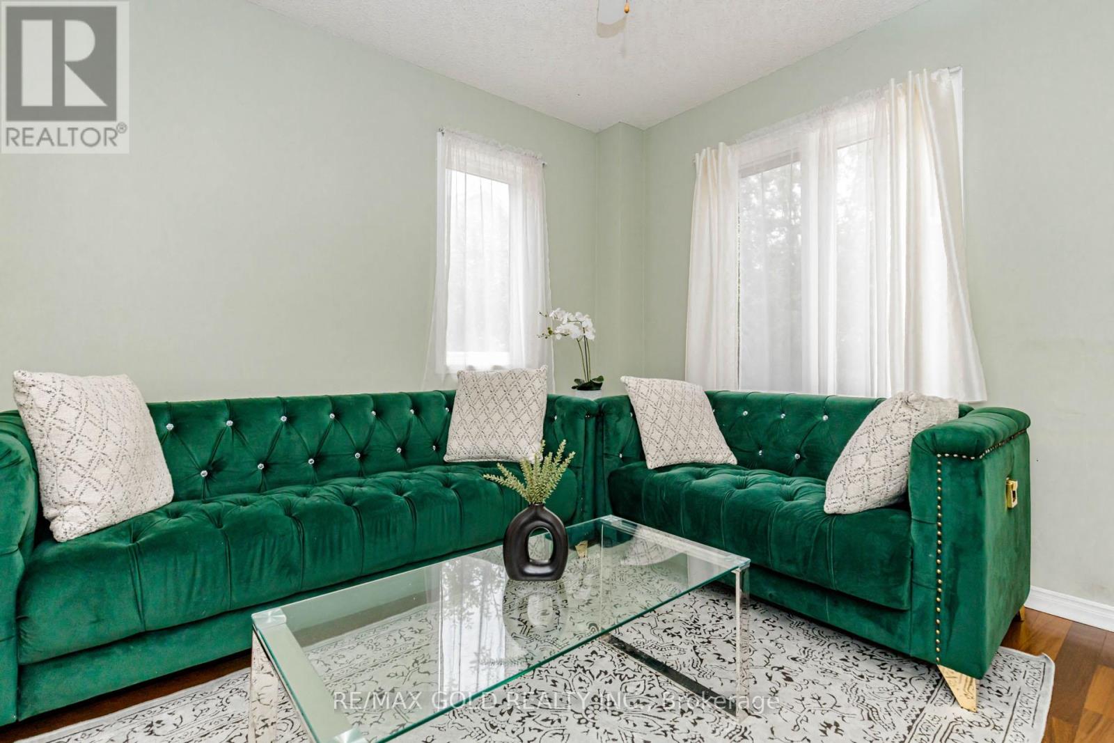 34 WHITE TAIL CRESCENT - 8