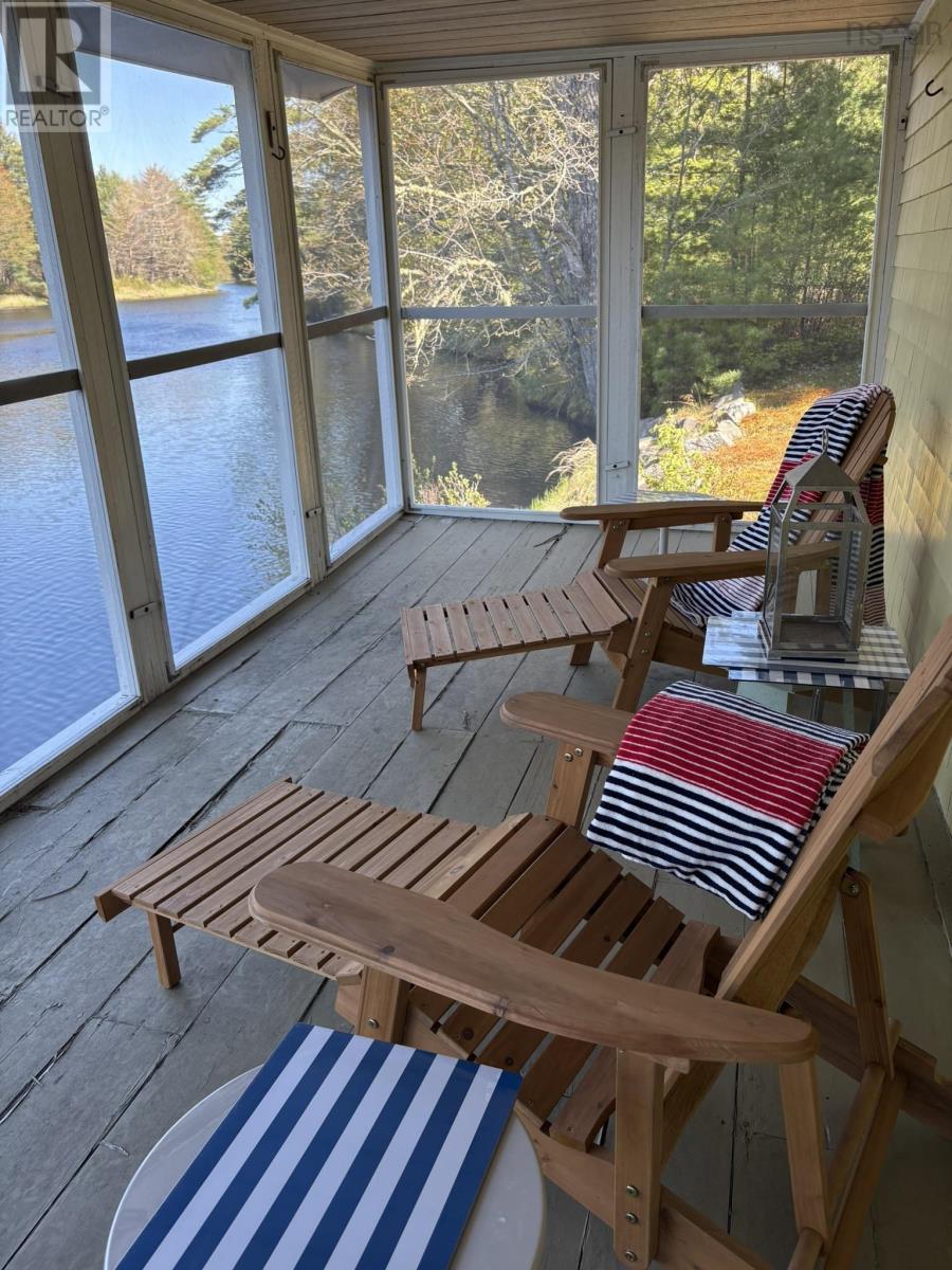 1628 Upper Clyde Road - 34