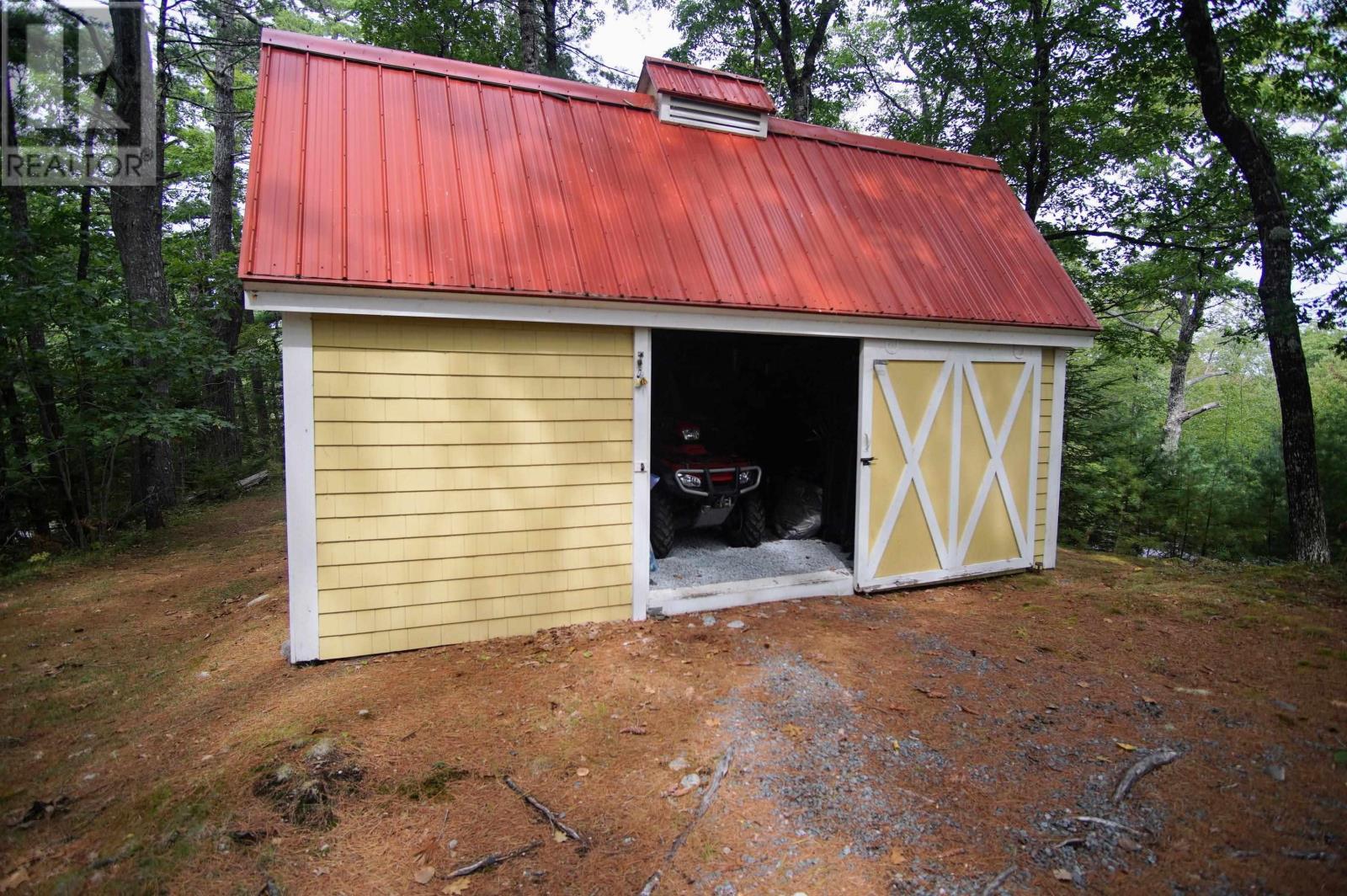 1628 Upper Clyde Road - 48