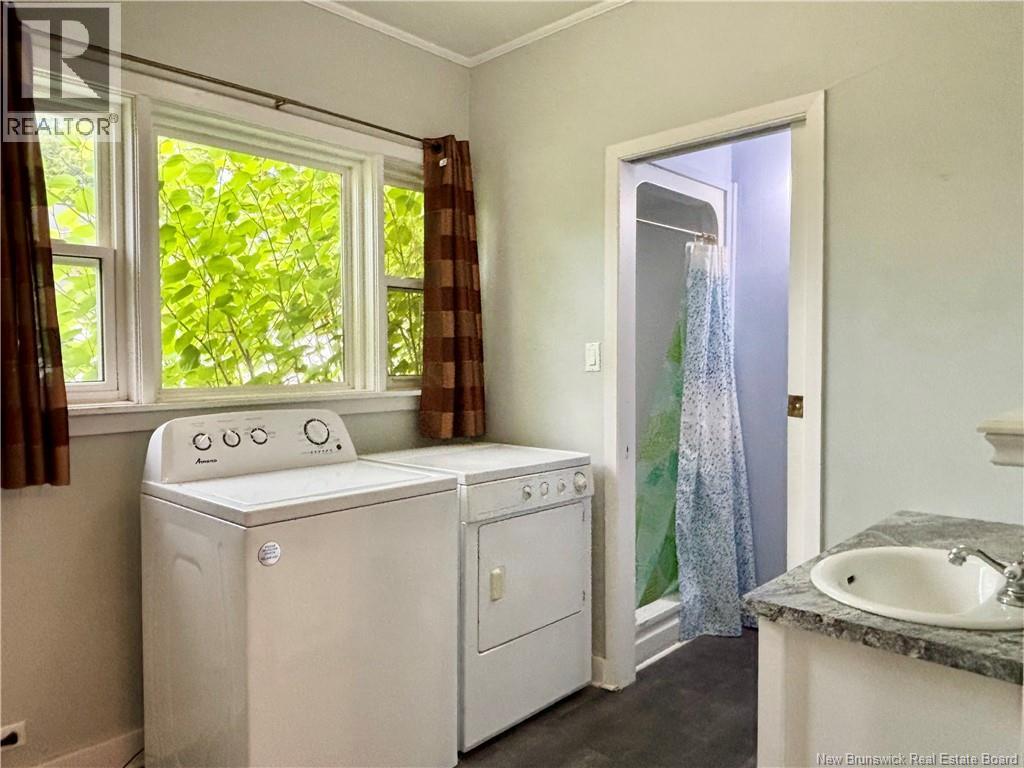 519 King George Hwy - 11