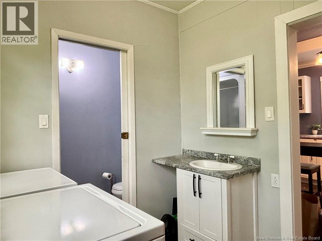 519 King George Hwy - 12