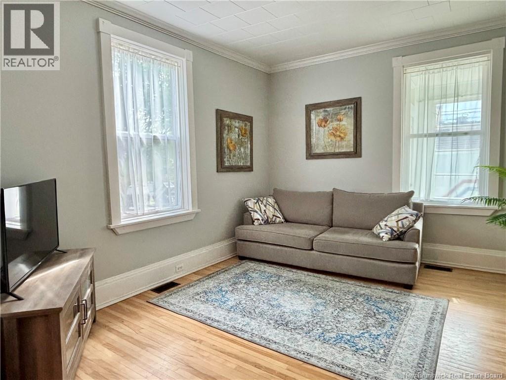 519 King George Hwy - 6