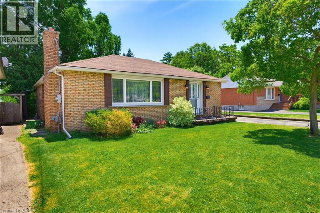 22 DUNSDON Street - 2