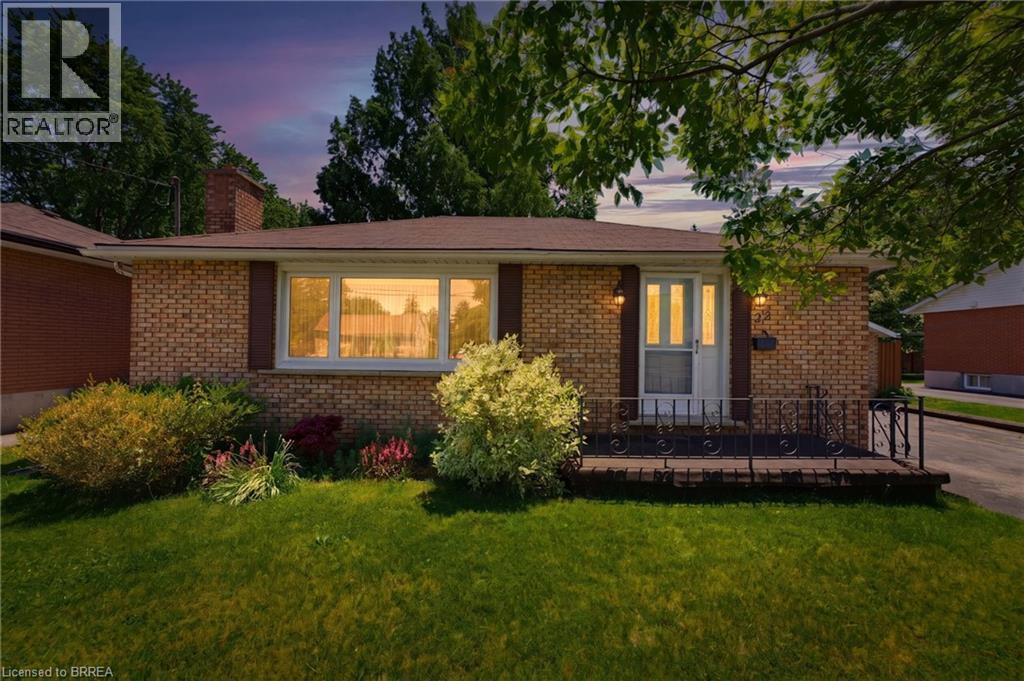 22 DUNSDON Street - 6