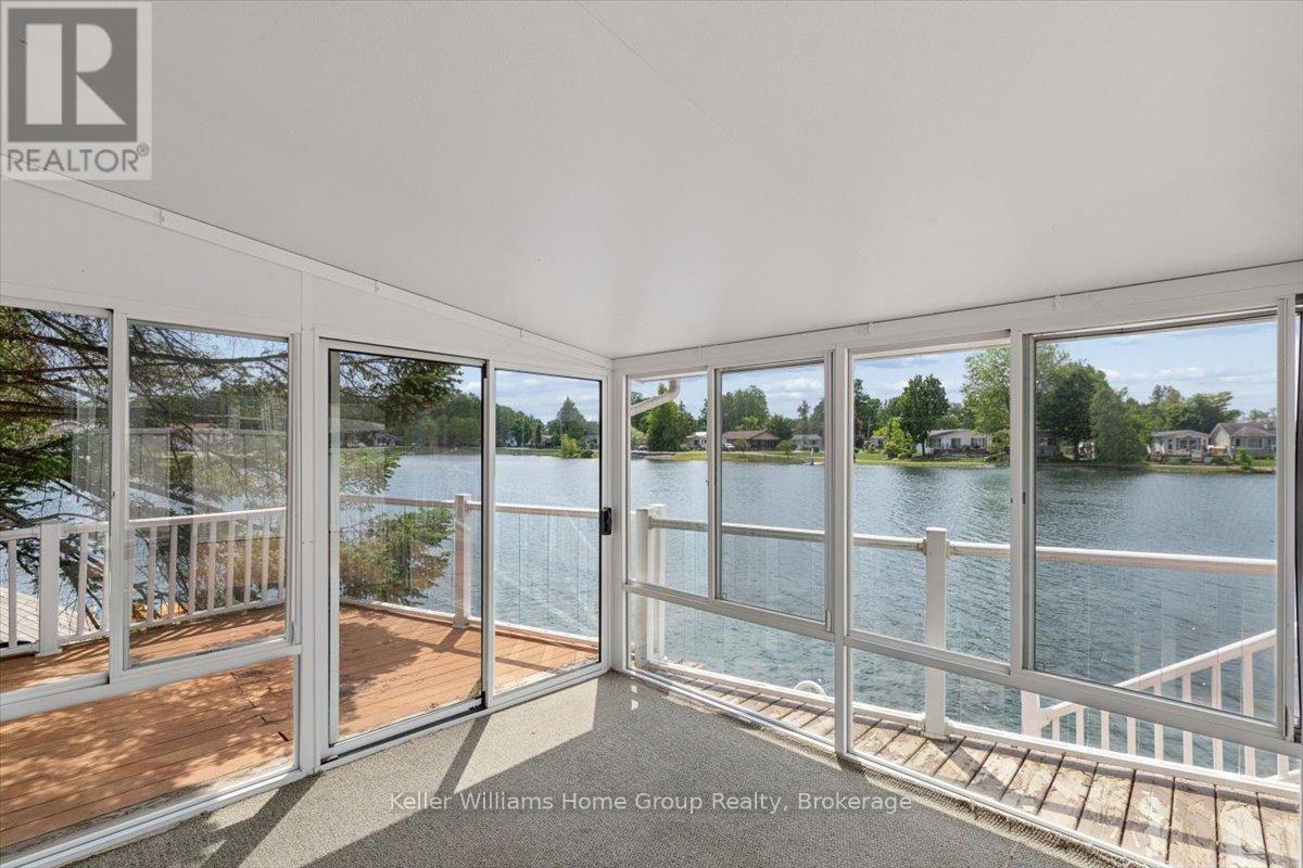 10 HEMLOCK CRESCENT - 13