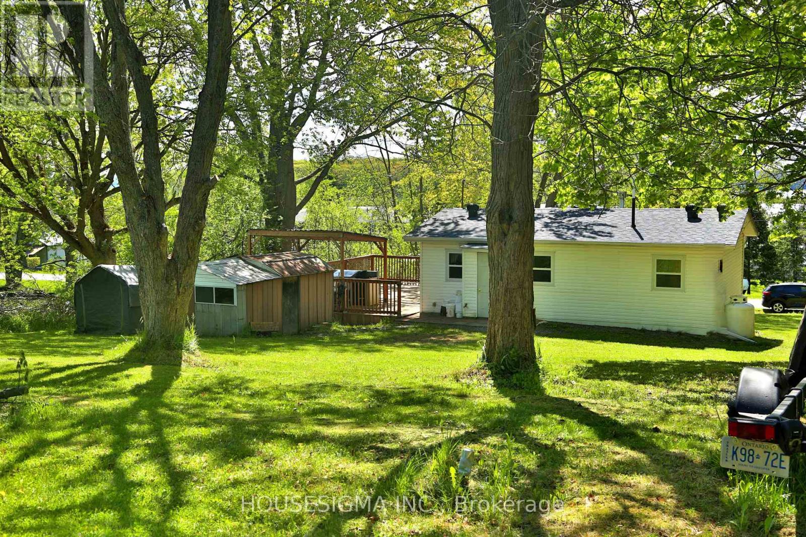 1106 ISLAND VIEW DR. DRIVE - 8
