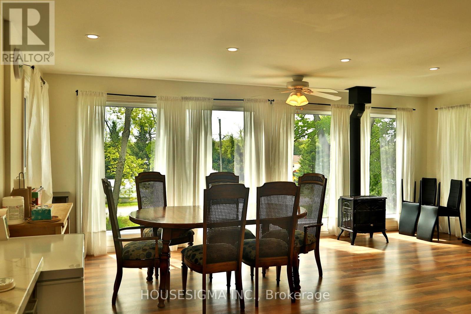1106 ISLAND VIEW DR. DRIVE - 14