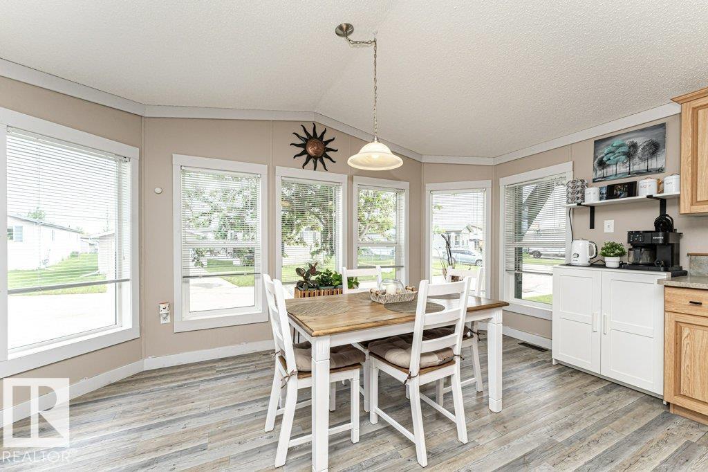 233 Oak Wood Drive NW — photo 18