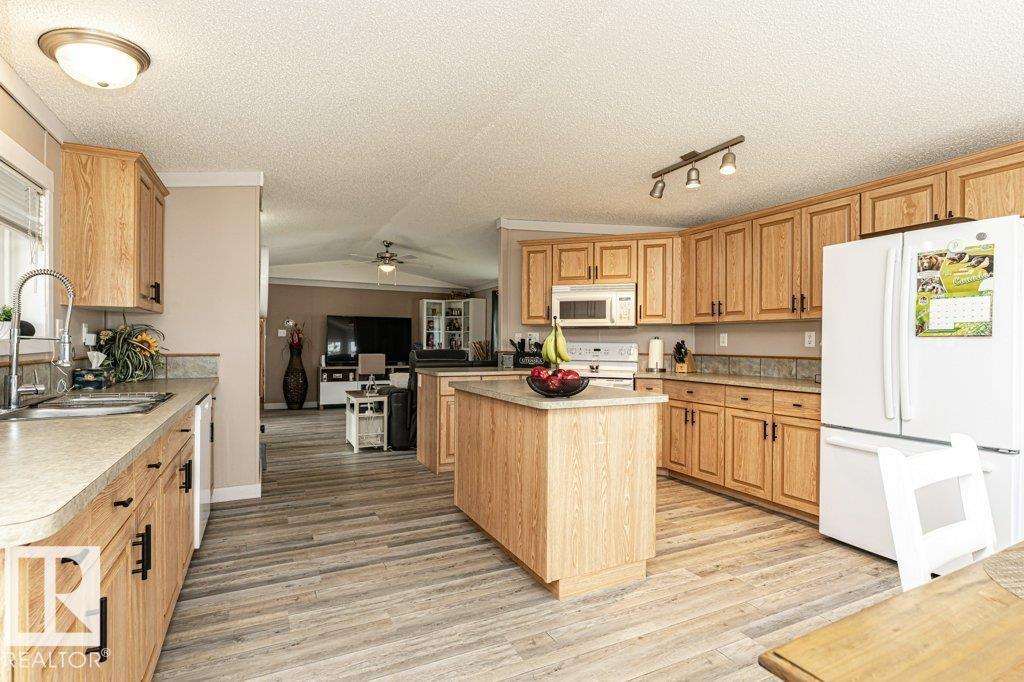 233 Oak Wood Drive NW — photo 19