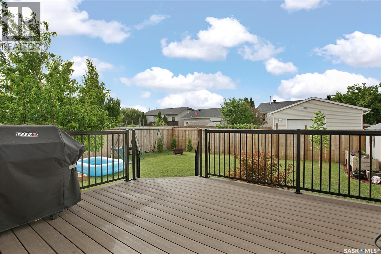 505 Crystal CRESCENT - 21
