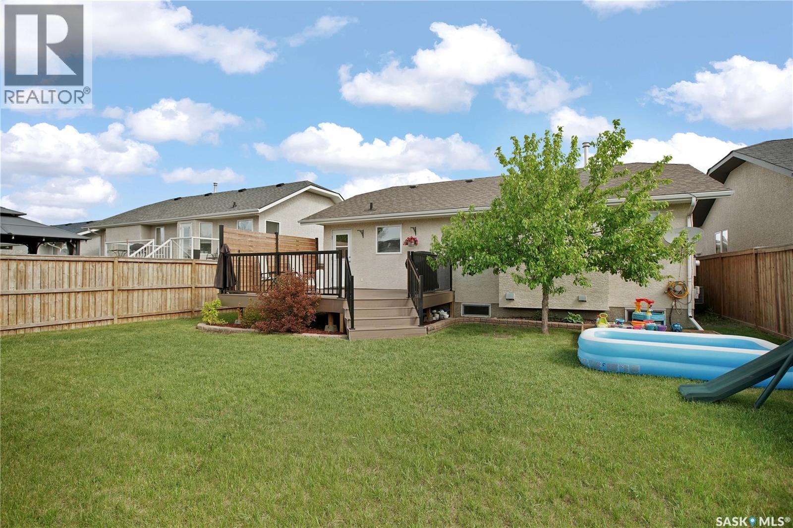 505 Crystal CRESCENT - 23