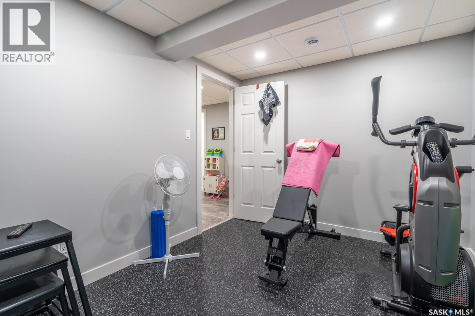 3807 Britannia PLACE E — photo 34