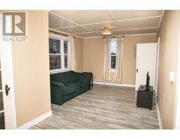 76 Orcan Drive thumbnail 15