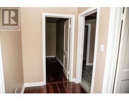 76 Orcan Drive thumbnail 28
